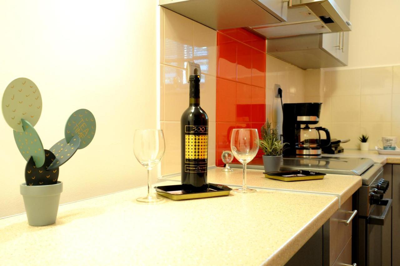 Olive And Orange Apartment Mystras Exterior photo